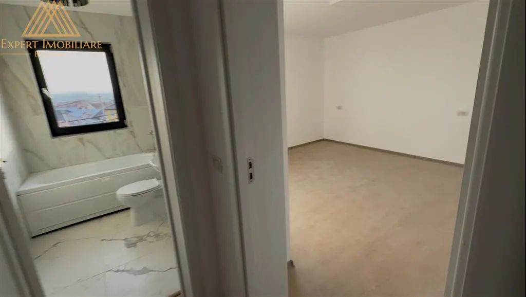 Complex  apartamete  preturi 1200Euro mp -1400Euro mp - foto 16