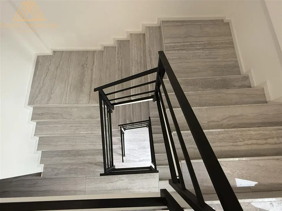 Complex  apartamete  preturi 1200Euro mp -1400Euro mp - foto 20