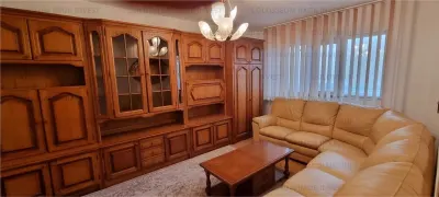 Apartament cu 4 camere, 2 bai-Zona Triaj - Brasov