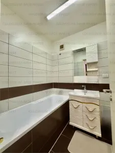 Apartament cu 3 camere, 2 bai, mobilat, utilat-Zoan Garii - foto 6