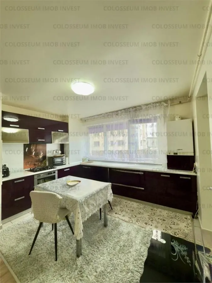 Apartament cu 3 camere, 2 bai, mobilat, utilat-Zoan Garii - foto 9