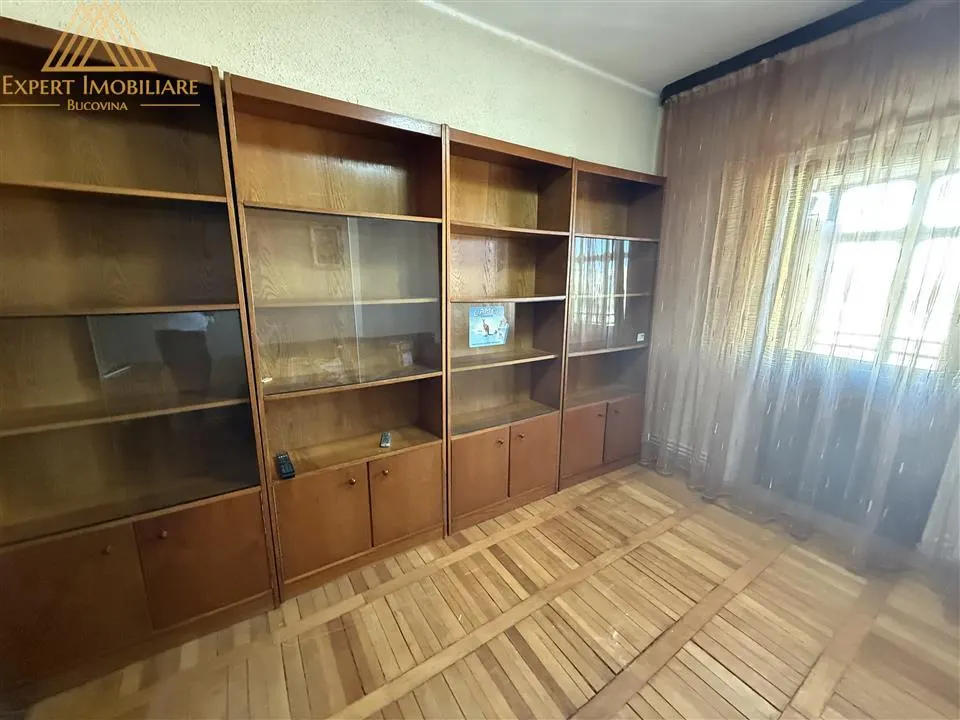 Apartament 3 camere, zona buna, la soare toata ziua, aproape de spital si universitate - foto 8