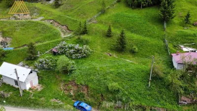 Teren cabana intr-un satuc din Bucovina cu toate utilitati - foto 4
