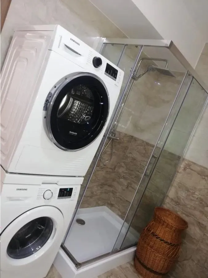 Apartament cu 3 camere, 2 bai-Isaran Residence - foto 6