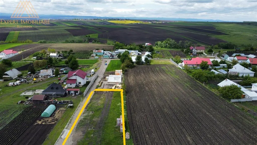 Teren 9 ari  in  Moara Nica satul vechi - foto 2