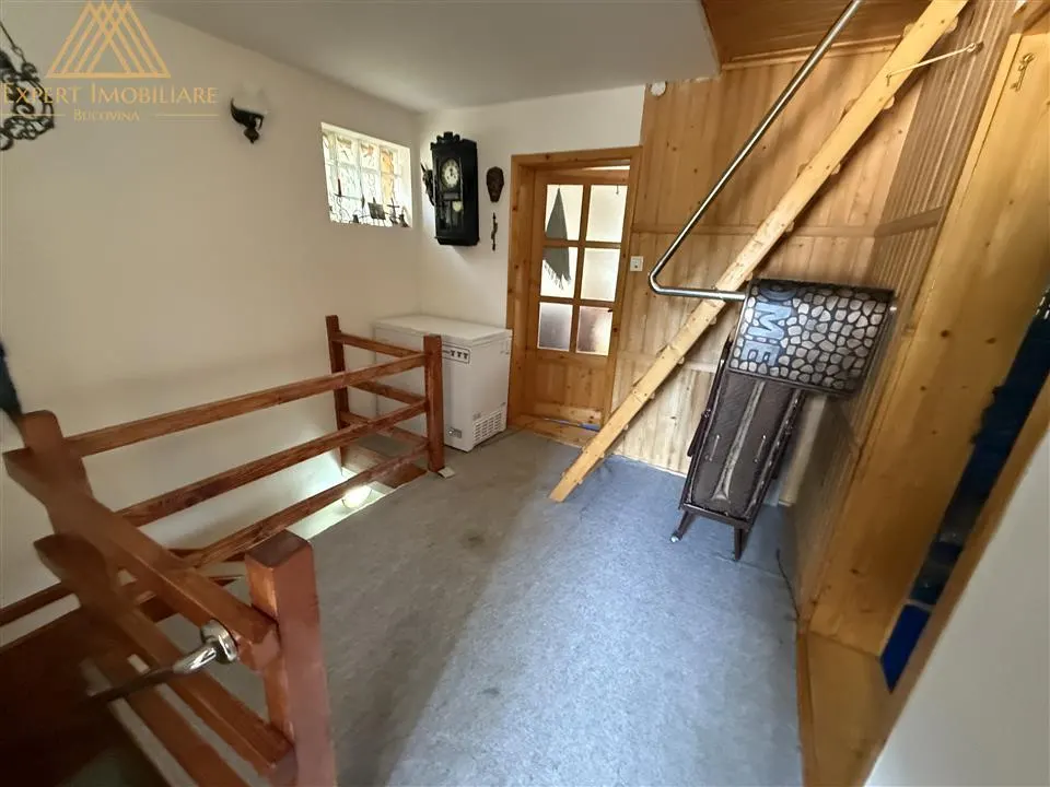 Cabana Vanatorului, sursa de apa, lemne, parau pe proprietate, fantana - foto 23