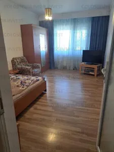 Apartament 2 camere, decomandat - zona Racadau - foto 2