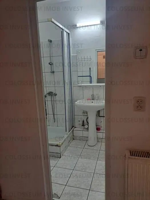 Apartament 2 camere, decomandat - zona Racadau - foto 7
