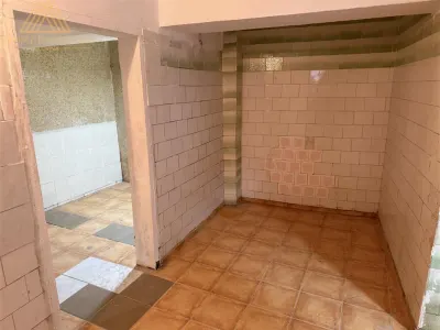 De vanzare / inchiriere - spatiu comercial la demisol - foto 4
