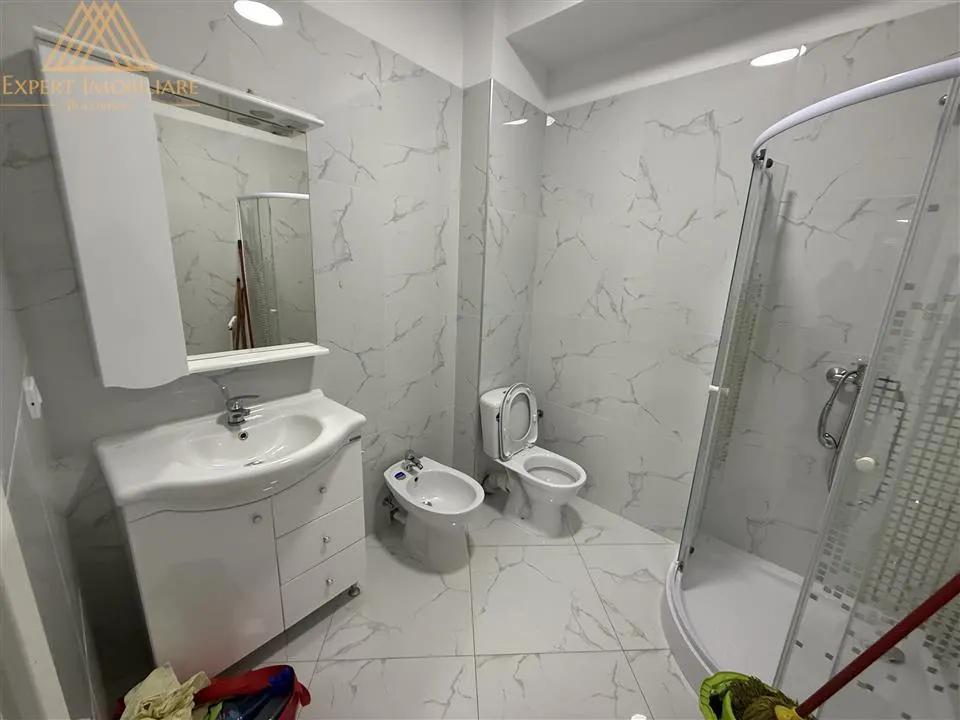 Spatiu pentru birouri de inchiriat 100m de primarie - foto 6