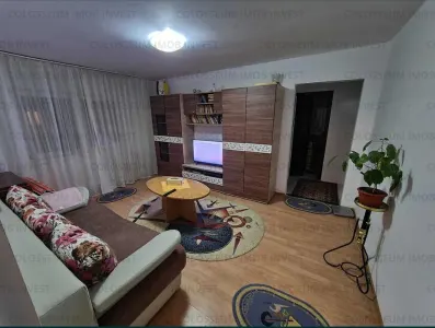 Apartament 3 camere, 2 bai - zona Centrul Civic - Brasov