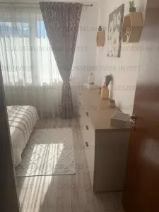 Apartament 3 camere semidecomandat - zona Astra - foto 3