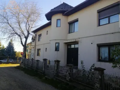 Cladire sediu firma de vinzare - Suceava