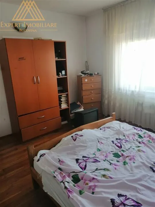 Cladire sediu firma de vinzare - foto 12
