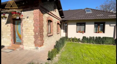 Casa Franceza de vanzare - Suceava