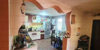 Apartament 4 camere, 2 bai - zona Tractorul - foto 5
