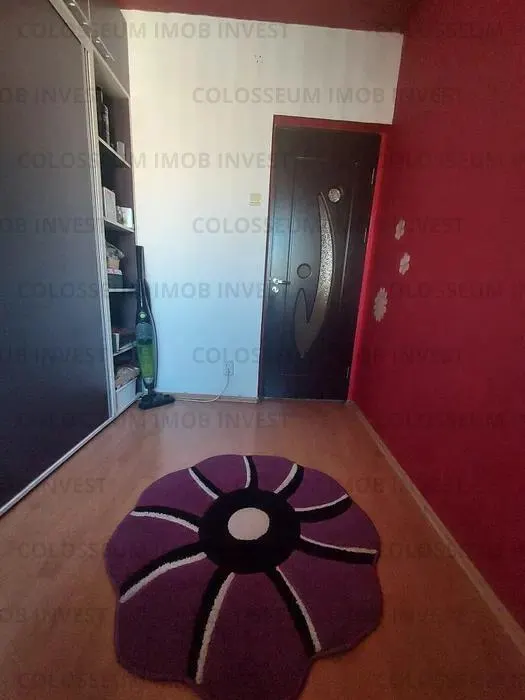 Apartament 3 camere semidecomandat - zona Florilor - foto 6