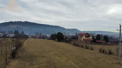 Teren 3900 mp Zona Pyrania - Gura Humorului. - foto 7
