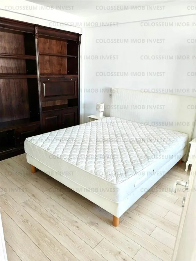 Apartament 2 camere tip studio - zona Tractorul - foto 2