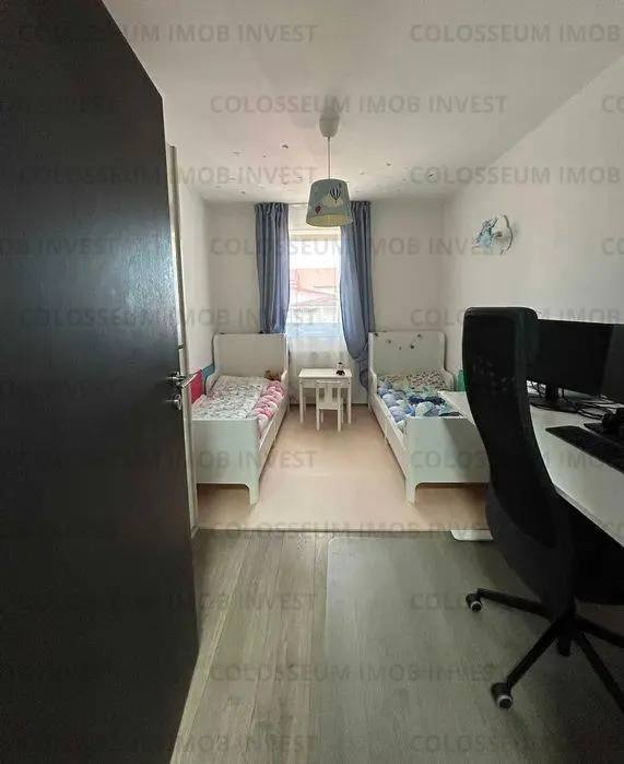 Apartament 3 camere decomandat - zona Sanpetru - foto 3