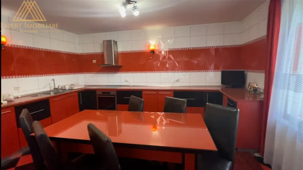 Casa in Suceava garaj subteran pentru 2 masini pretabil sediu firma - foto 17