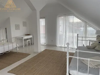 Casa Lux de inchiriat - foto 11