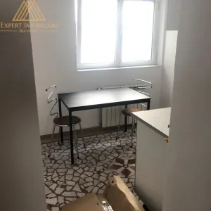 Ap 4 camere linga Hotel Intercontinental si Teatrul National - foto 4