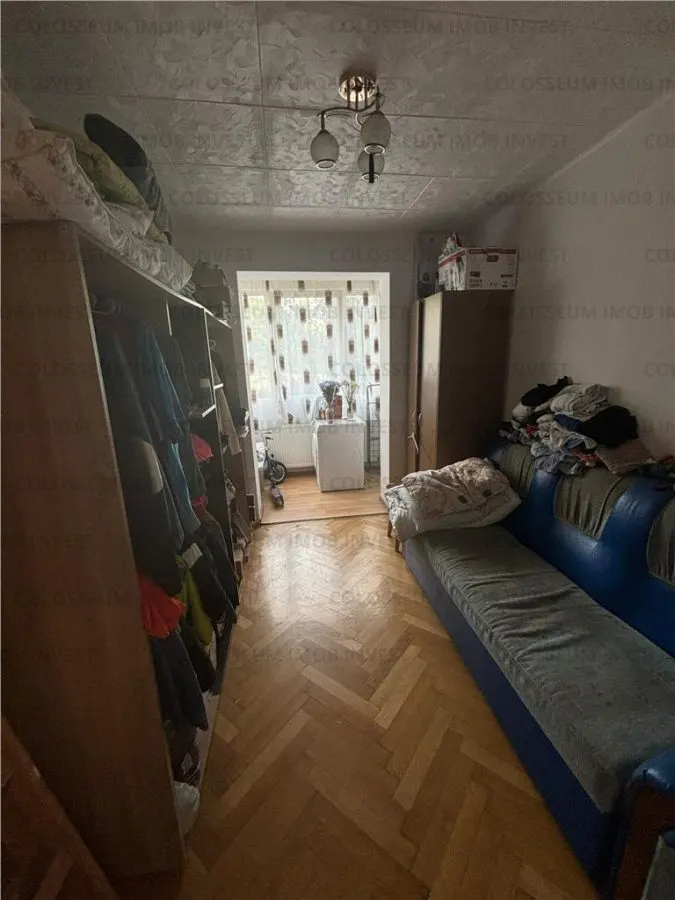 Apartament 3 camere, decomandat - zona Garii - foto 4