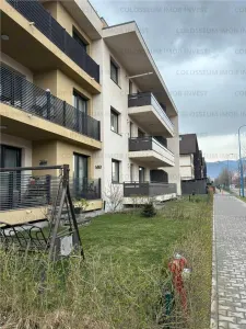 Apartament 3 camere decomandat - Complexul Segovia - foto 7