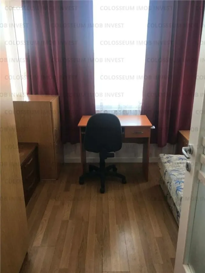 Camera de camin cu baie - zona Astra - foto 1