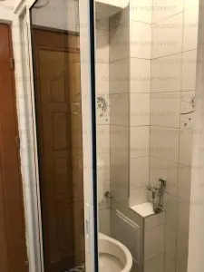 Camera de camin cu baie - zona Astra - foto 5