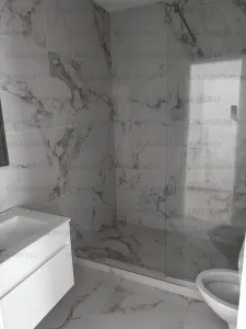 Apartament 3 camere, 2 bai - zona Tractorul - foto 11