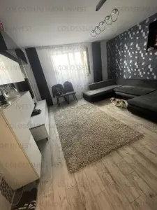 Apartament 3 camere, decomandat  - zona Tractorul - foto 2