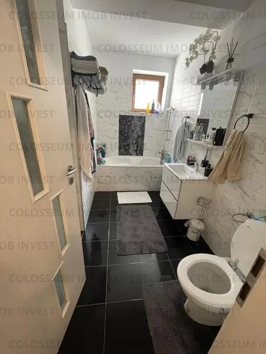 Apartament 3 camere, decomandat  - zona Tractorul - foto 5