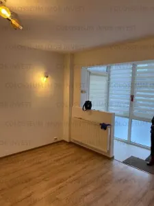 Apartament pretabil spatiu de birouri - zona Garii - foto 3