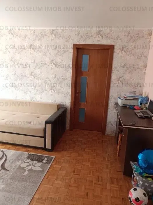 Apartament cu 2 camere semidecomandat  - zona Astra - foto 2