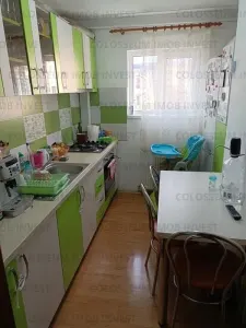 Apartament cu 2 camere semidecomandat  - zona Astra - foto 5