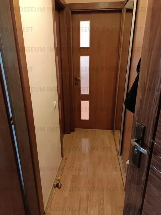 Apartament cu 2 camere semidecomandat  - zona Astra - foto 6