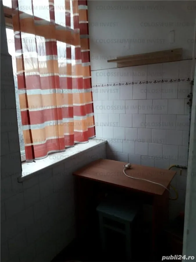 Garsoniera cu baie si bucatarie - zona Tractorul - foto 3