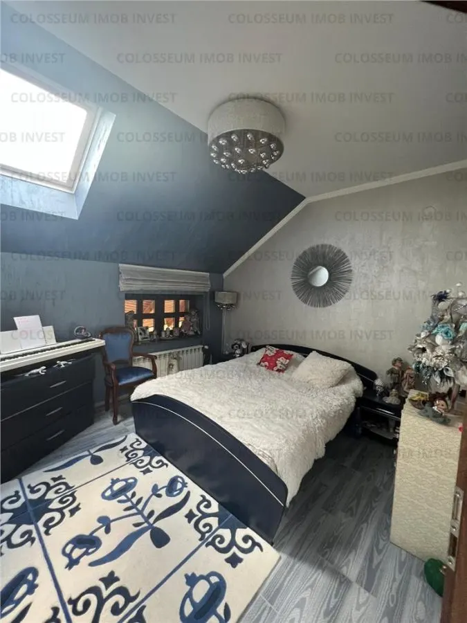 Casa deosebita, spatioasa, cu teren - Codlea, jud. Brasov - foto 12