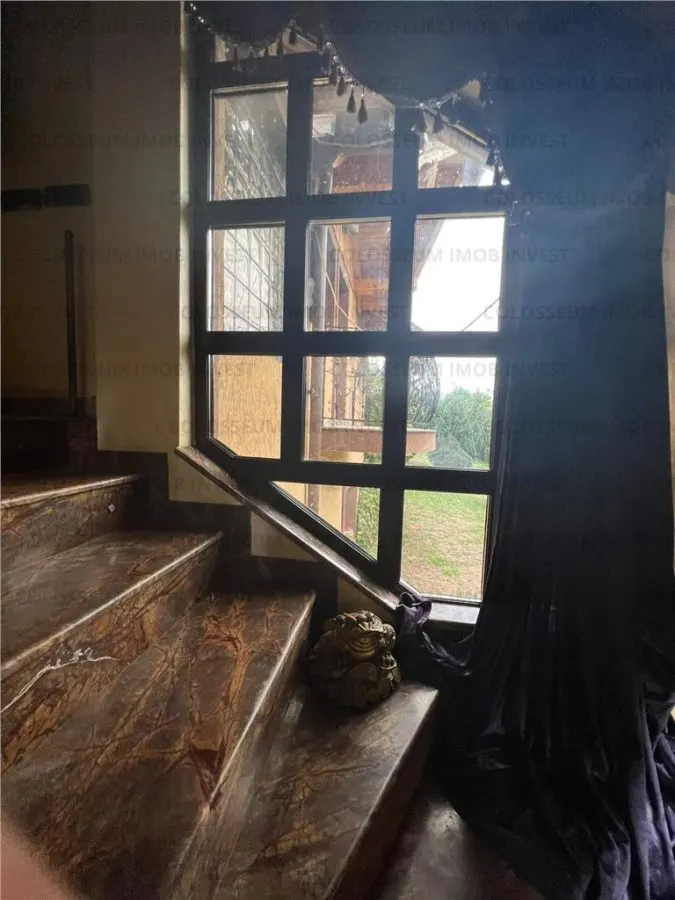 Casa deosebita, spatioasa, cu teren - Codlea, jud. Brasov - foto 18