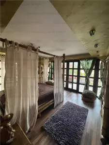 Casa deosebita, spatioasa, cu teren - Codlea, jud. Brasov - foto 7