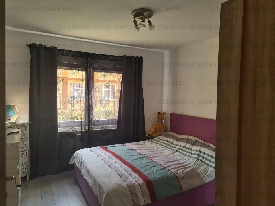 Apartament cu 4 camere, decomandat - zona Noua - foto 1