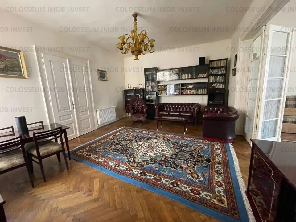 Apartament cu 4 camere - zona Centrul Istoric - foto 1