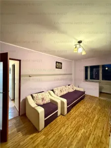 Apartament cu 3 camere, decomandat - Cartier Racadau - Brasov