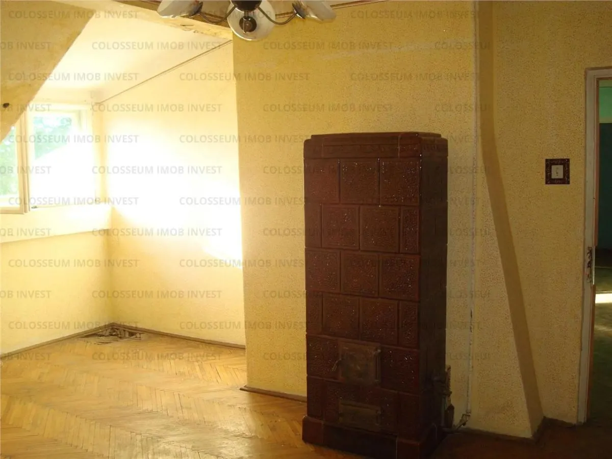 Apartament cu 4 camere - Brasovul Vechi - foto 3