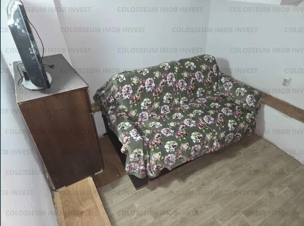 Camera de camin cu baie si bucatarie-Centrul Civic - foto 1