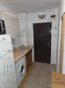 Camera de camin cu baie si bucatarie-Centrul Civic - foto 3