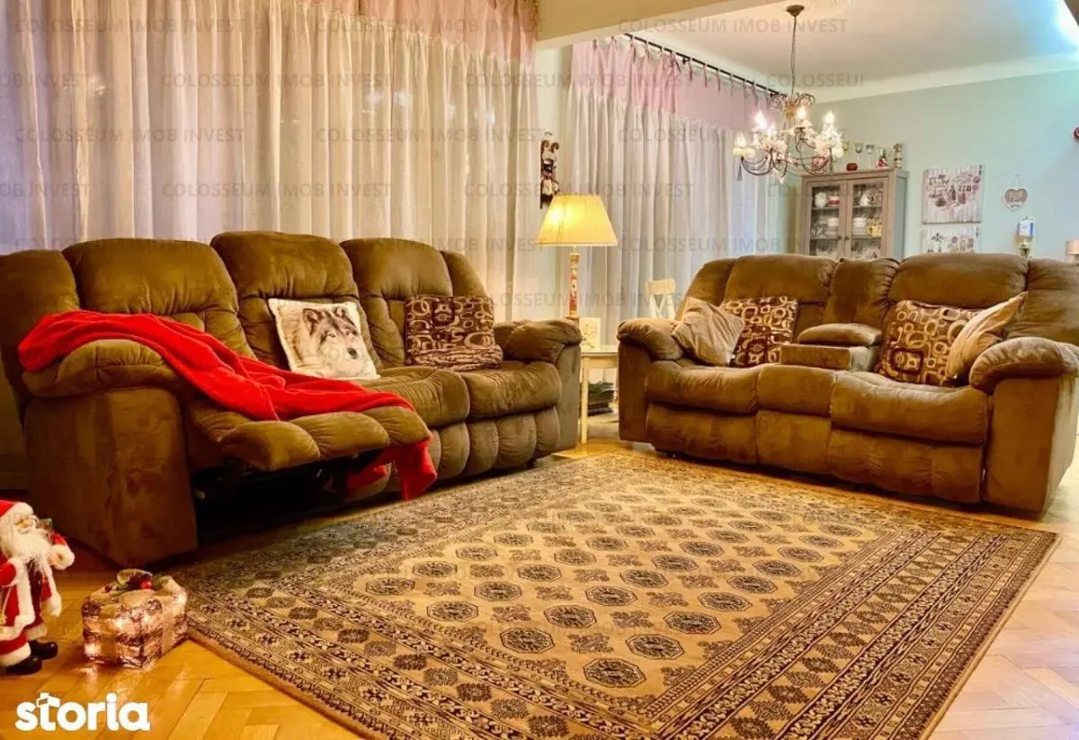 Apartament 3 camere, semidecomandat -Centrul Istoric - foto 1