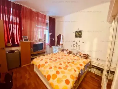 Apartament 2 camere, decomandat -zona Centrul Istoric - foto 2
